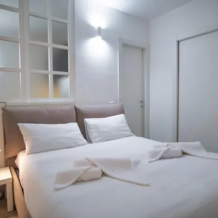 M1 Lotto San Siro Eclectic Pied A Terre * Milan